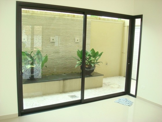 Venda de Porta de Alumínio Branco para Cozinha Vargem Grande Paulista - Porta Alumínio Branco com Vidro